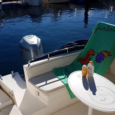 Yate Vacacional Tenerife Botel