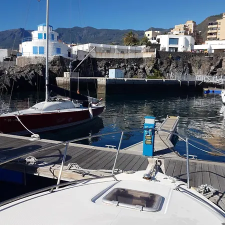 Botel Yate Vacacional Tenerife